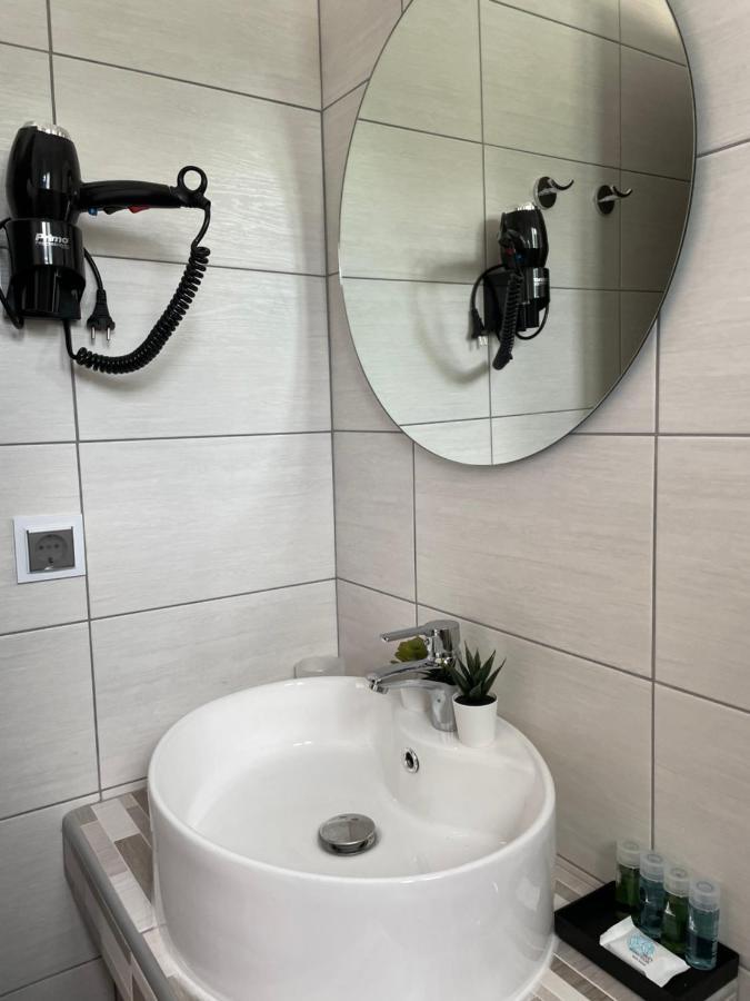 Nigdeli Studios Ставрос Екстериор снимка